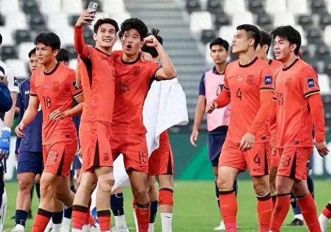 炸金花下载-中国队八强遇卫冕冠军！历史全败，四强梦恐碎